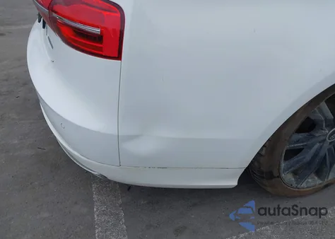 2017 Audi A8 L 3.0T z USA, uszkodzony, nr VIN WAU44AFD3HN013035